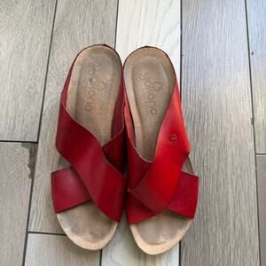 Yokono red leather sandals